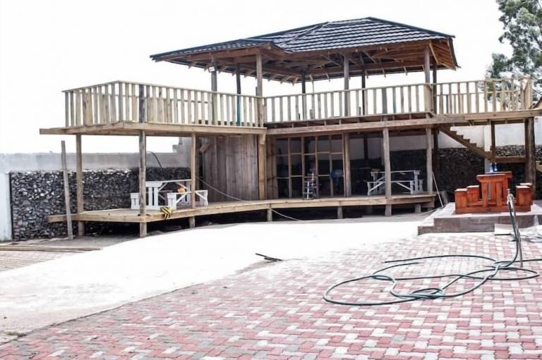 Accommodation  Ngwenya
