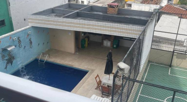 Apartment with pool & hot tub in Belém