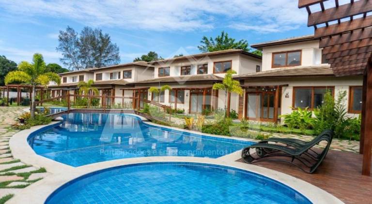 Nice vacation home with pool, sauna & yard | Pet-friendly in Maraú