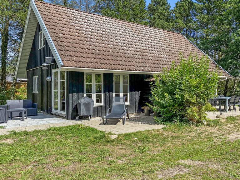 House Ebeltoft