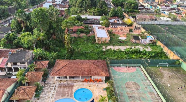 Holiday apartment with pool — photo 4