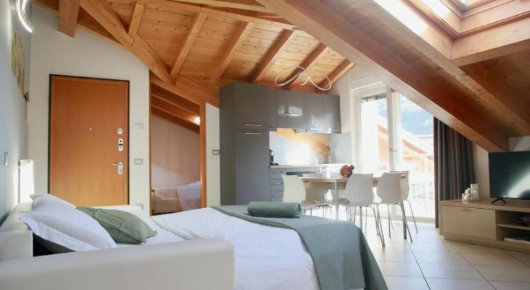 Holiday apartment with 2 rooms for 5 persons — photo 2