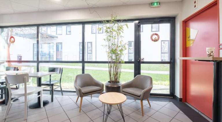 B&B HOTEL Lille Tourcoing Centre — photo 4