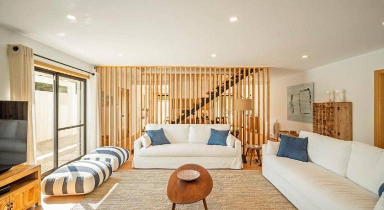 Carvalhal Beach House — photo 2