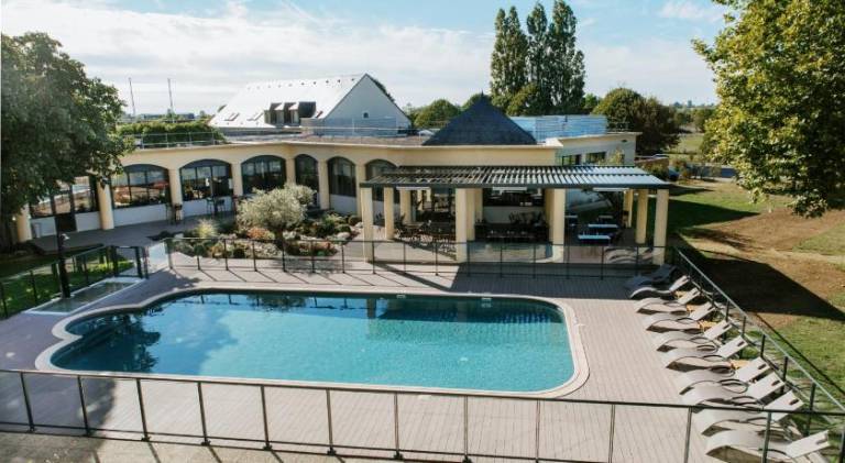 Hotel Le Paddock Magny-Cours — photo 5