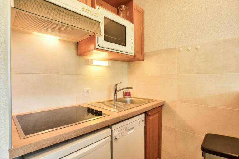 Apartment with 2 rooms for 6 persons — photo 4
