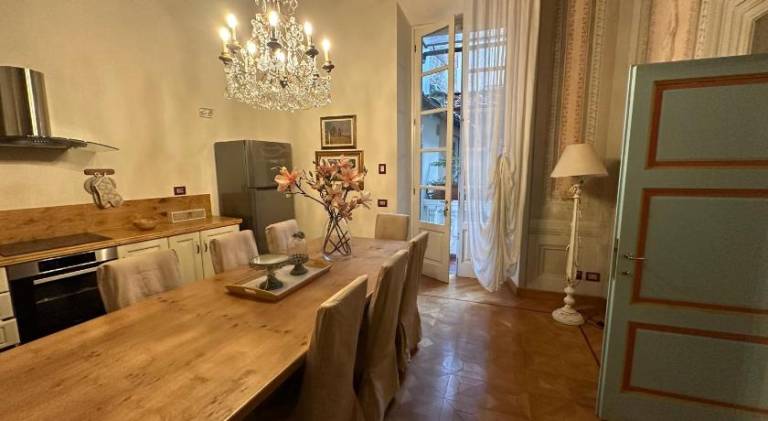 Holiday apartment with jacuzzi | Close to Lucca Cathedral in Lucca