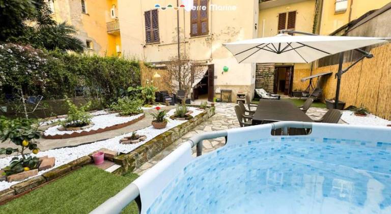 Lovely apartment with pool | Pet-friendly in La Spezia