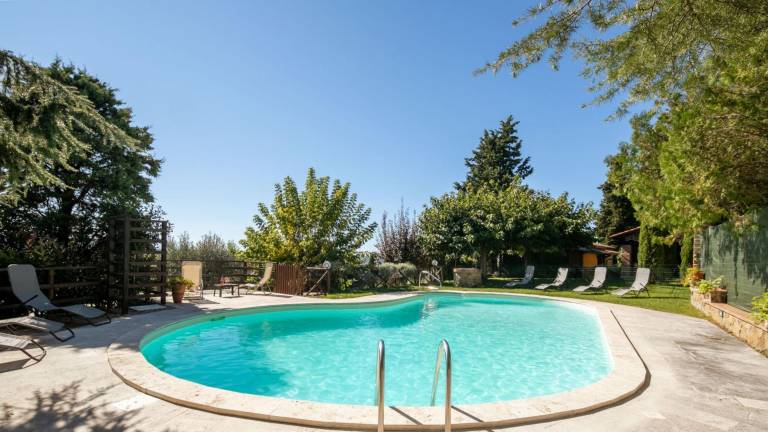 Villa with private pool, terrace & grill — photo 5