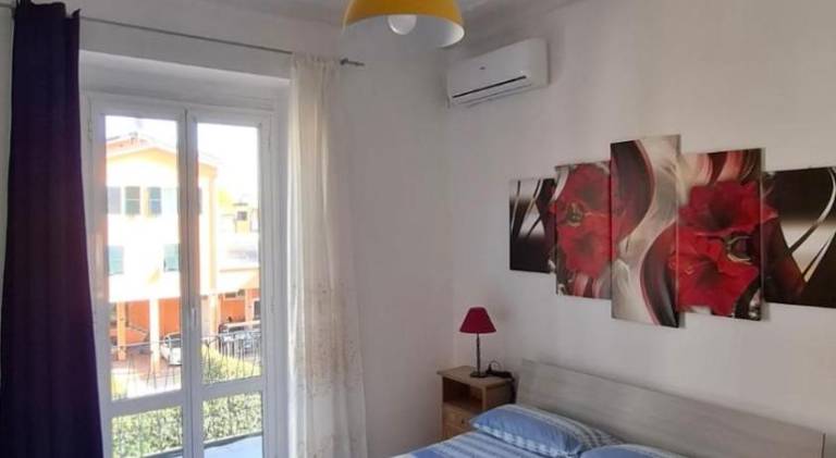 Holiday apartment with 2 rooms for 6 persons — photo 2