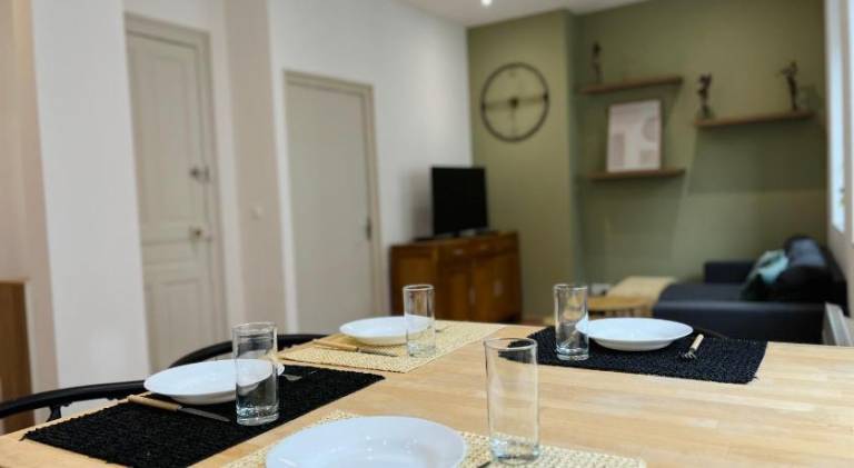 Charming rental apartment with pool | Pets allowed — photo 4