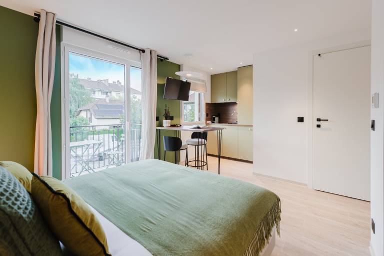 Wonderful aparthotel | City view | Good for workation | Pets allowed — photo 3