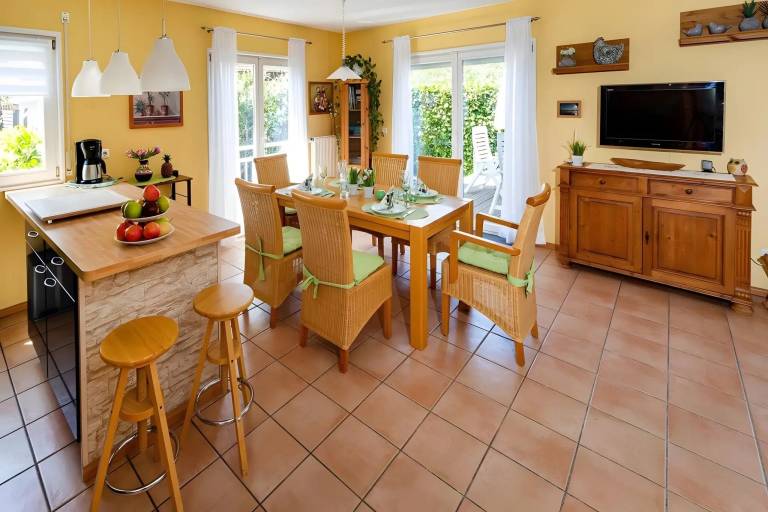 Family-friendly house with barbeque, terrace & garden | Perfect for remote work | Dogs allowed — photo 3