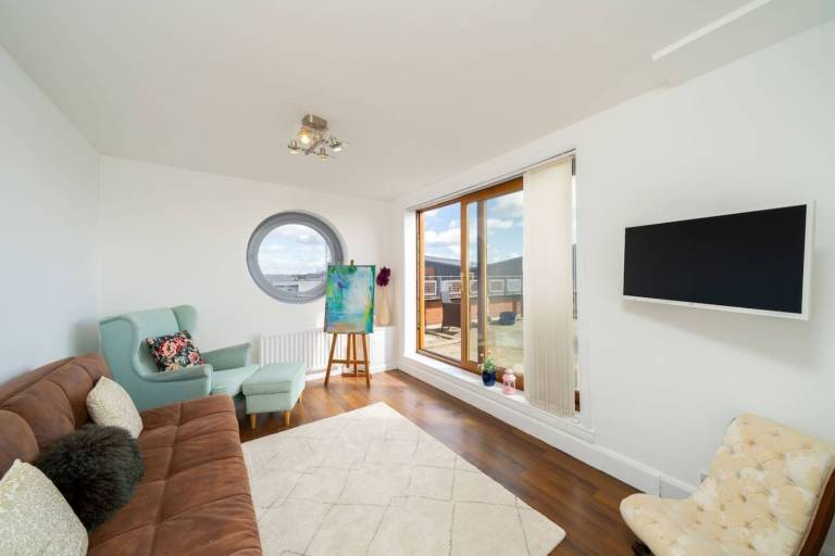Children-friendly charming rental apartment with yard & terrace | Pets allowed — photo 5