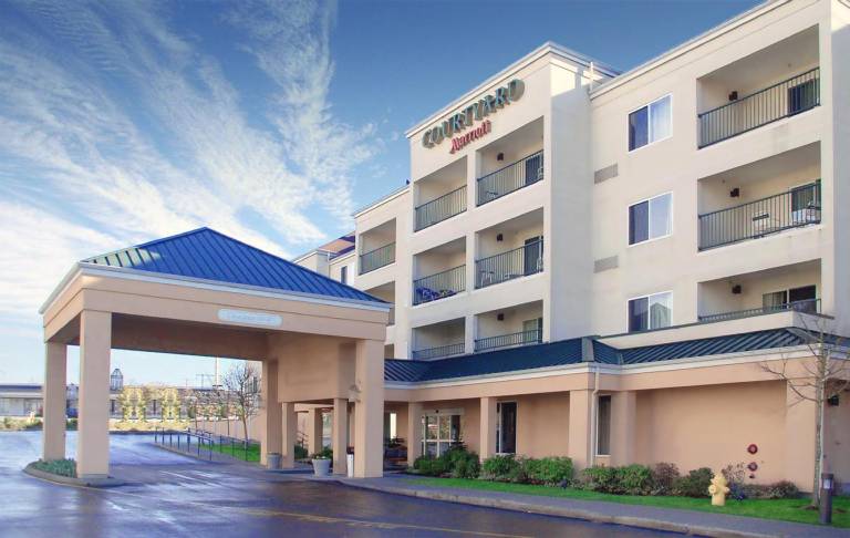 Courtyard by Marriott Seattle North/Lynnwood Everett in Bothell, WA