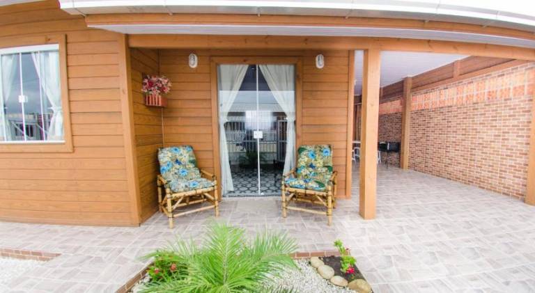 House with 2 rooms for 6 persons in Penha