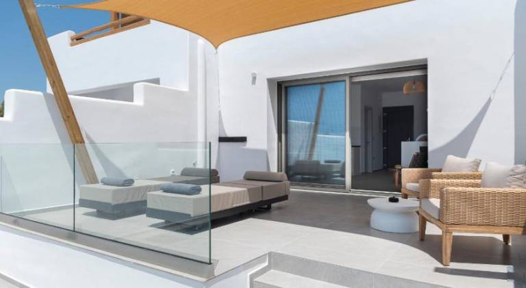 Villa with garden, terrace & private pool — photo 4
