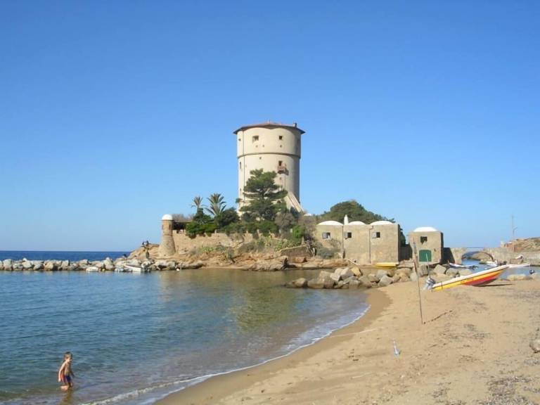 Appartamento Giglio Campese