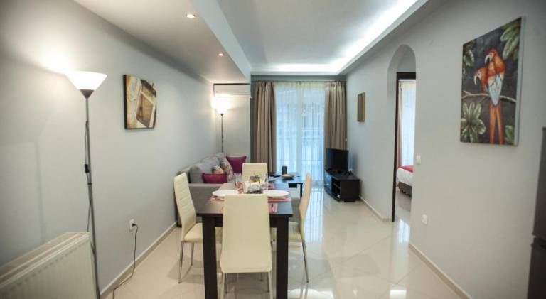 Apartment with terrace & barbecue — photo 3