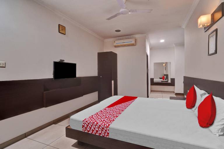 Hotel O by OYO JK INN