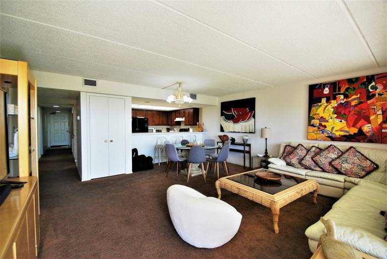Family-oriented condo with private pool | Next to the beach | Pets allowed — photo 3