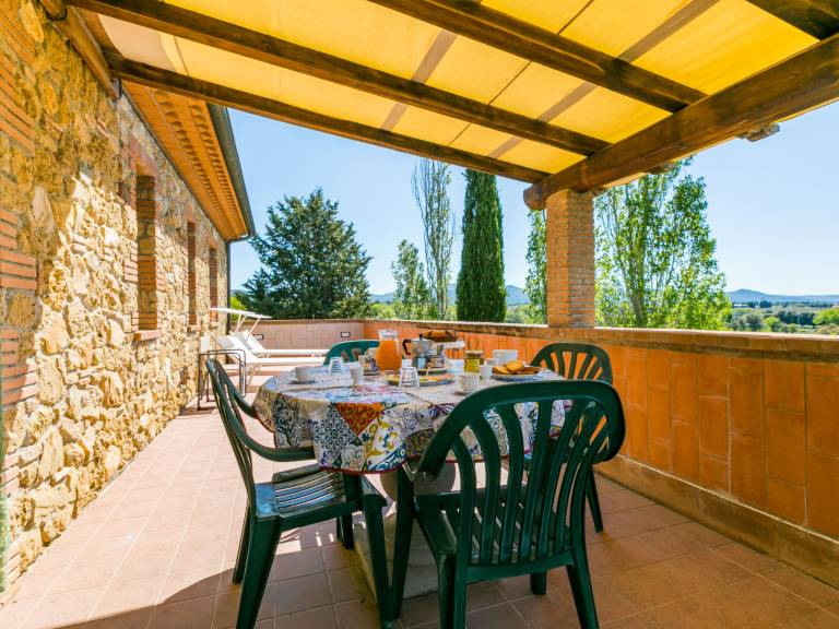 Apartment with yard, barbeque & patio | Sea view | Pet-friendly — photo 3