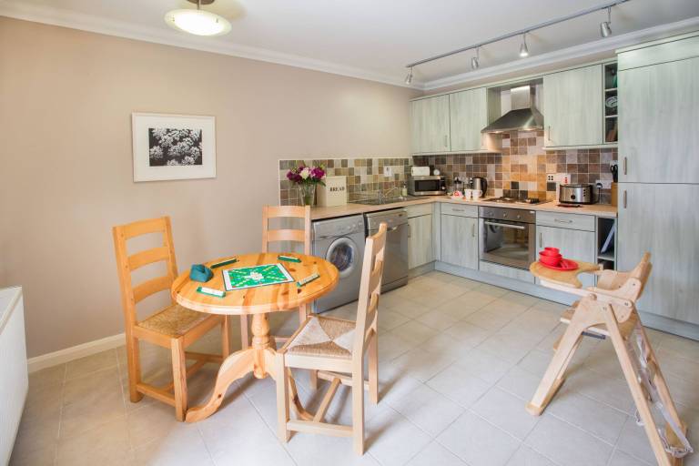 Family-friendly charming vacation home | Pets allowed in Inverness