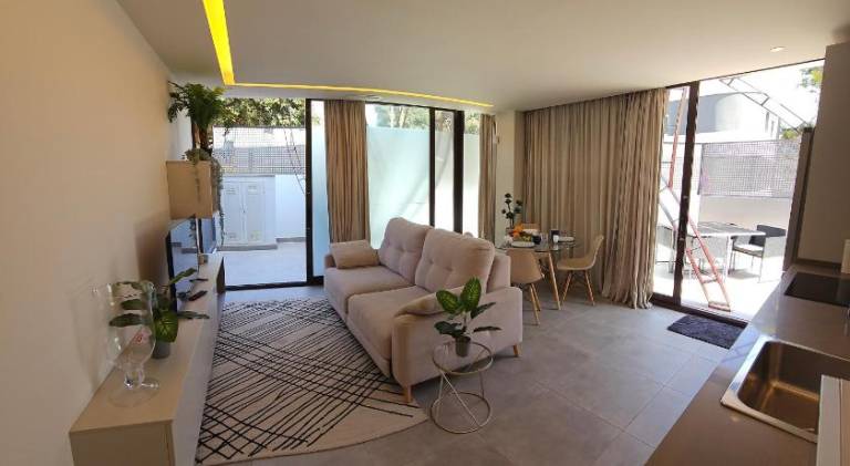 Holiday apartment with patio & jacuzzi in Torremolinos