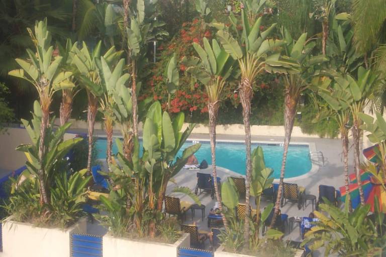 Ramada Plaza by Wyndham West Hollywood Hotel & Suites