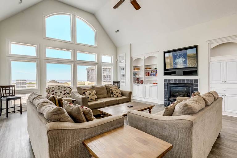 Boardwalk Oceanfront Private Pool, Hot Tub, Dog Friendly Kill Devil Hills — photo 5