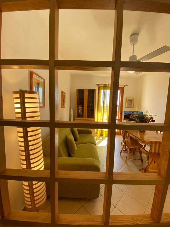 Apartment with garden & terrace — photo 5