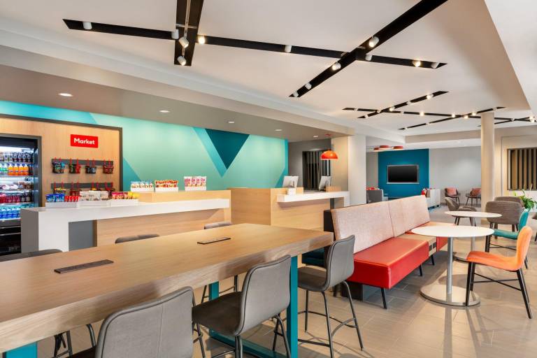 Avid hotel Boston Logan Airport - Revere By IHG — photo 3
