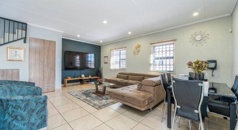 400 m&sup2; Ferienhaus