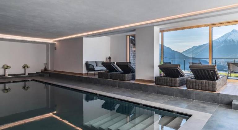 Serviced apartment with patio, sauna & pool | Perfect for remote work — photo 5