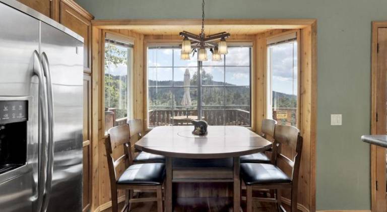 Fully equipped beautiful vacation home with barbecue, terrace & pool | Pet-friendly — photo 4