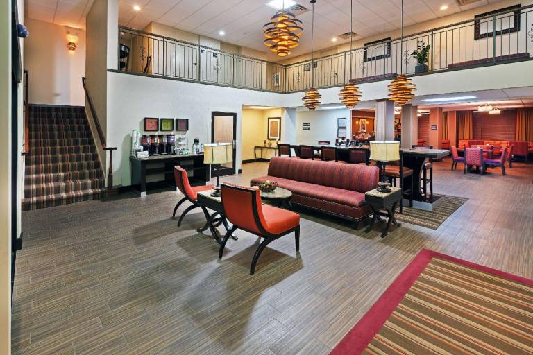 Hampton Inn Clarksville — photo 2