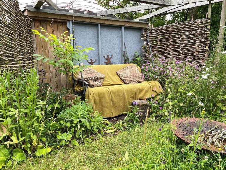 Cabin  Compton Dundon
