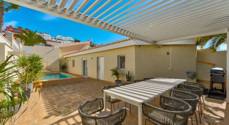 Fully equipped charming villa with private pool, grill & hot tub | Good for workation | Pets allowed — photo 5