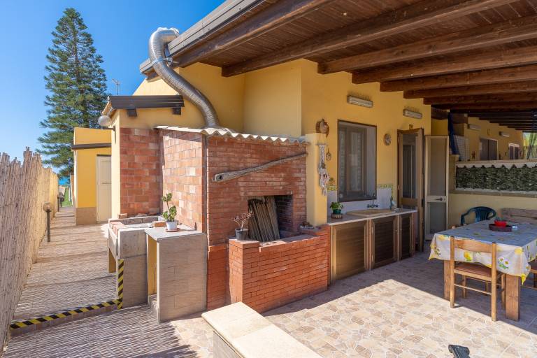 Villa with BBQ, patio & fast internet | Garden view | Close to the beach | Dogs allowed — photo 2
