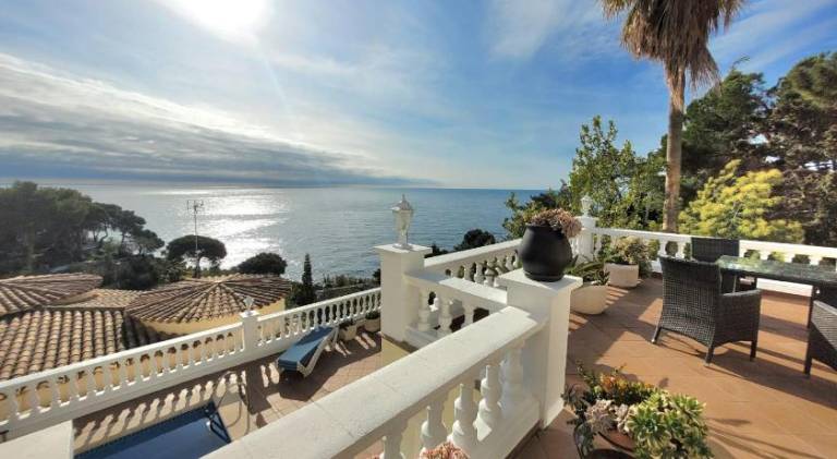 Vacation home with pool & patio in Lloret de Mar
