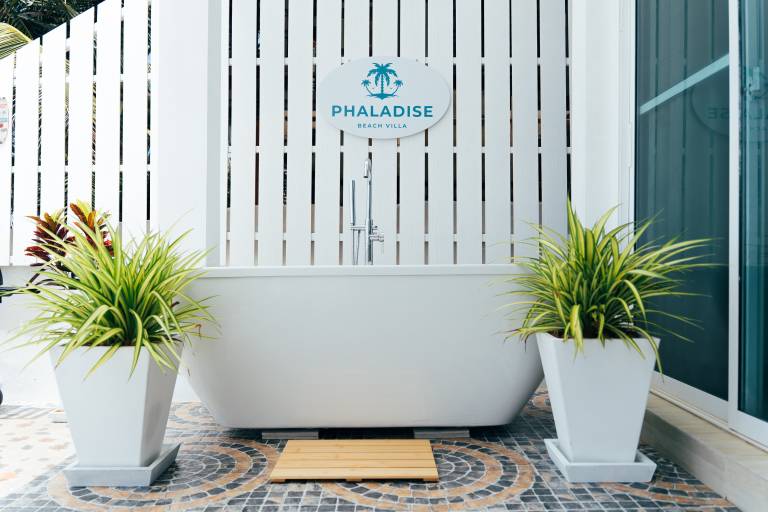 Phaladise Beach Villa พลาไดซ์ บีช วิลล่า at Phala Beach, Ban Chang — photo 4