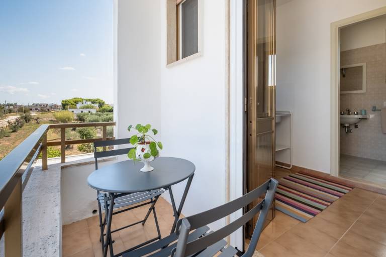 Rental apartment with patio, garden & grill | Garden view — photo 4