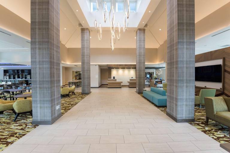 Hilton Garden Inn Grand Rapids East — photo 3