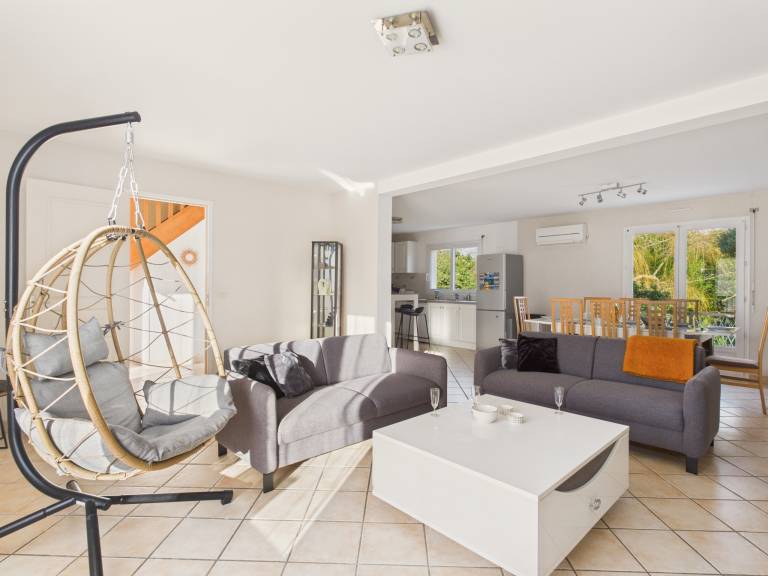 Vacation home with yard, barbeque & terrace | Pet-friendly in Quimper