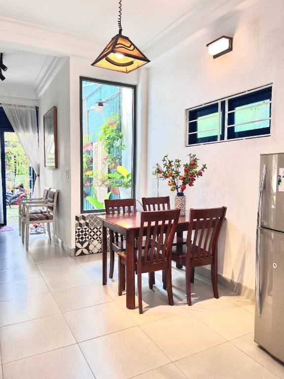 Vacation home with patio & garden | Perfect for remote work — photo 5