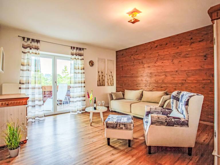 Ferienwohnung mit Hund in Lechbruck am See für max. 4 Personen Ferienwohnung mit Hund in Lechbruck am See für max. 4 Personen