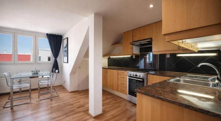 Luxury 130 m Maisonette with Jacuzzi and 3 Terraces — photo 3