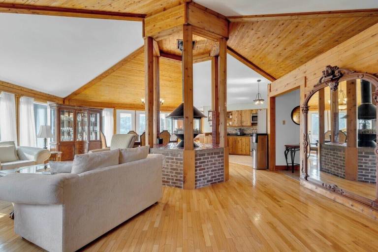 House  Saint John