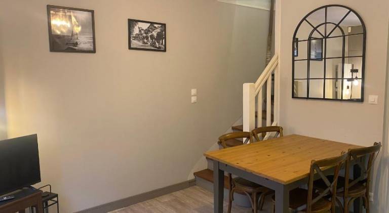 House with garden & patio — photo 5