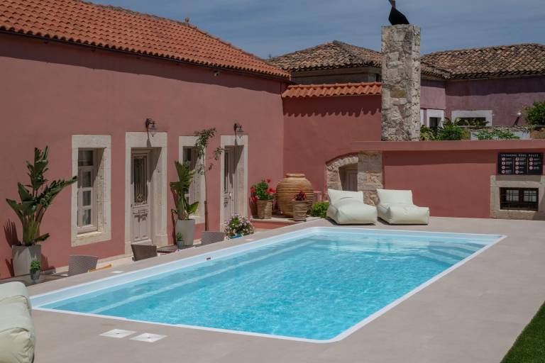 Arhontiko Arhanes Anna Suite Escapade with Pool